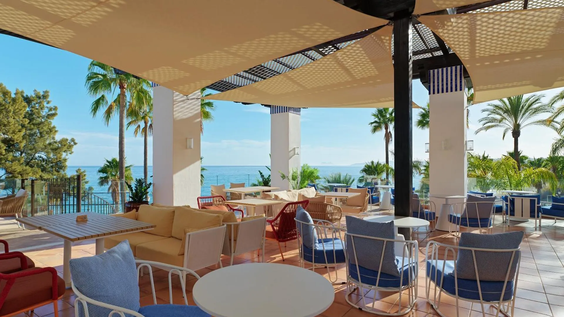 H10 Estepona Palace 4*,
